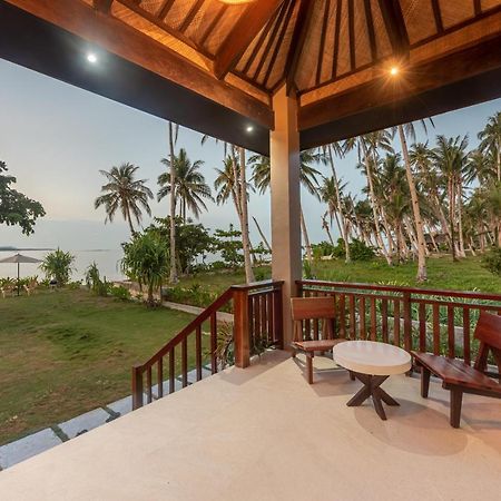 Villa Juan - A Beach Front Villa In General Luna Siargao Dış mekan fotoğraf